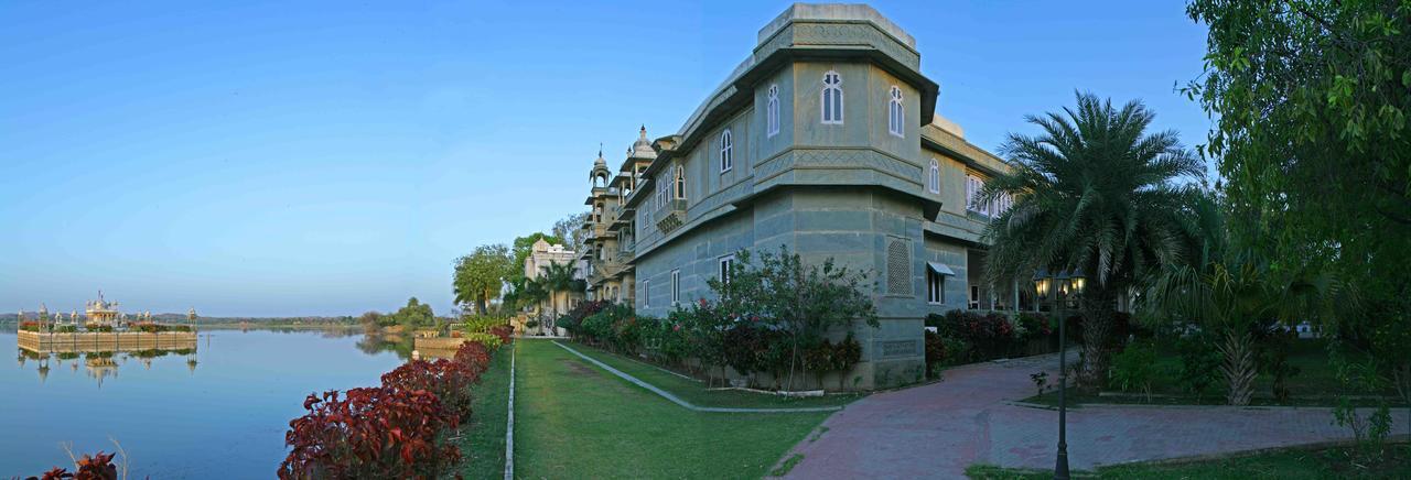 فندق أوداي بيلاز دانجاربور-بالاس Dungarpur المظهر الخارجي الصورة